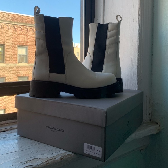 Vagabond Cosmo 2.0 Women Vagabond Cosmo 2.0 Leather Chelsea Quilted Boot